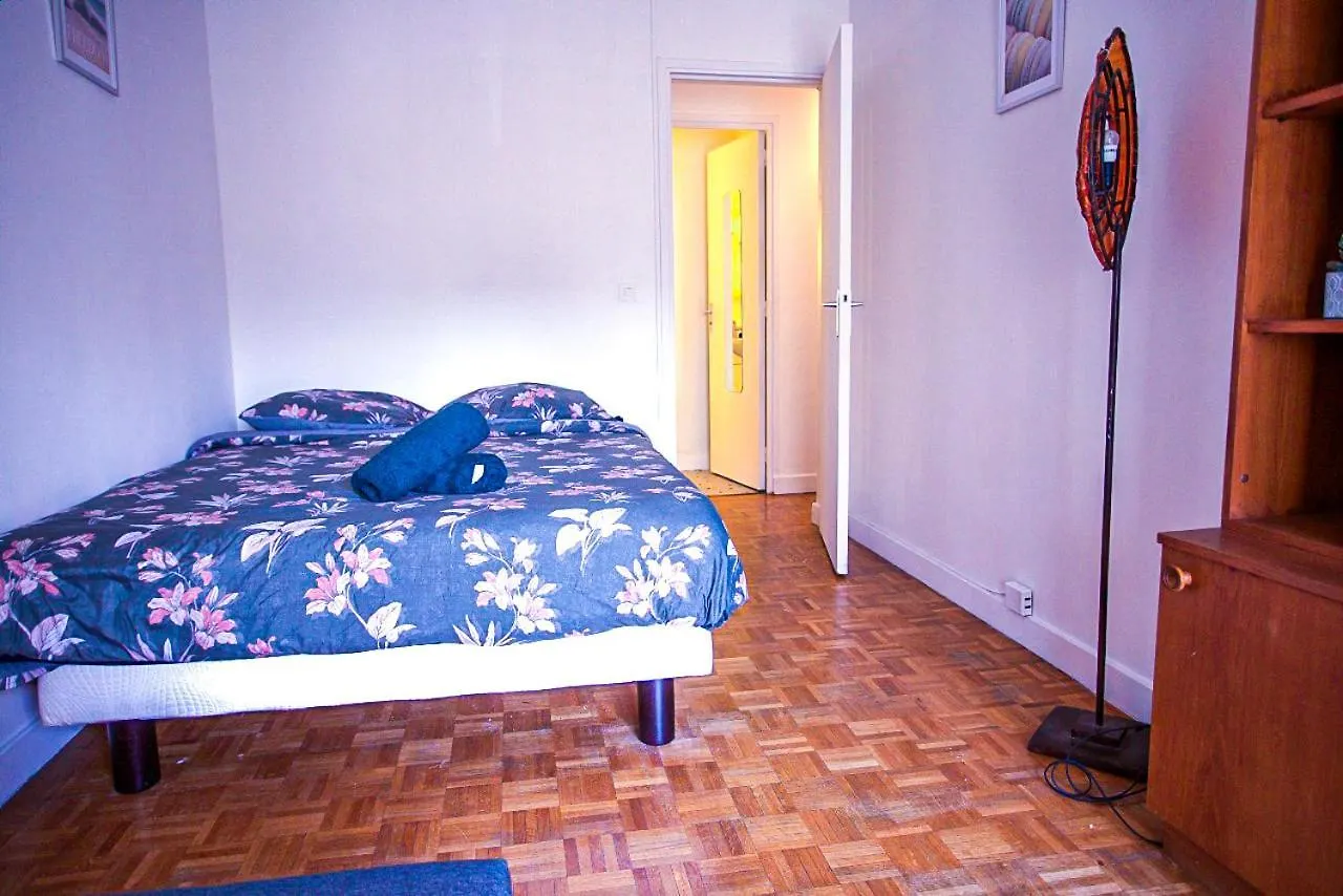 Appartement Quartier Emily In Paris Pantheon Notre Dame 0*,  Francia